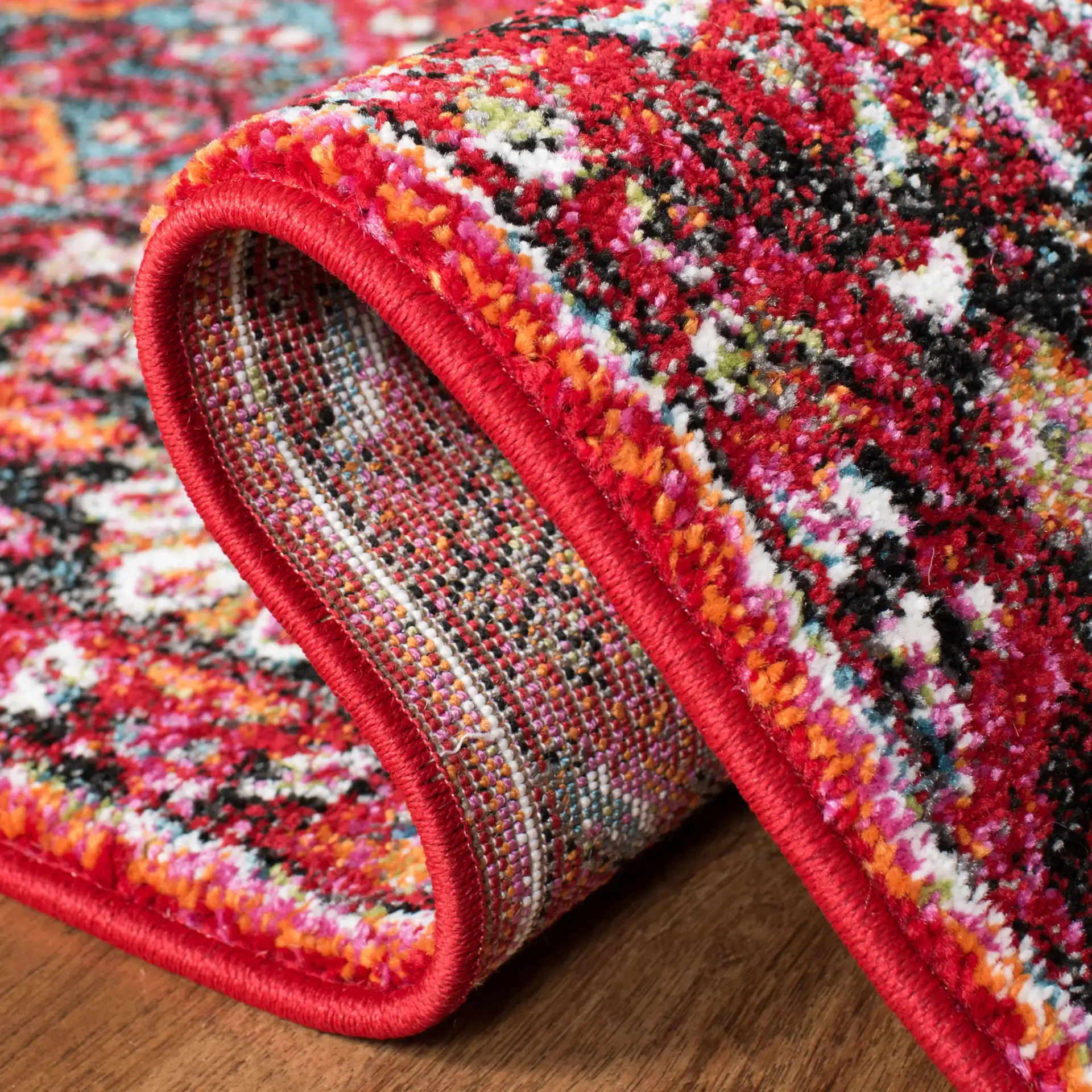 Vintage Hamadan Floral Arabesque Medallion Rug in Red / Multicolor in a styled room