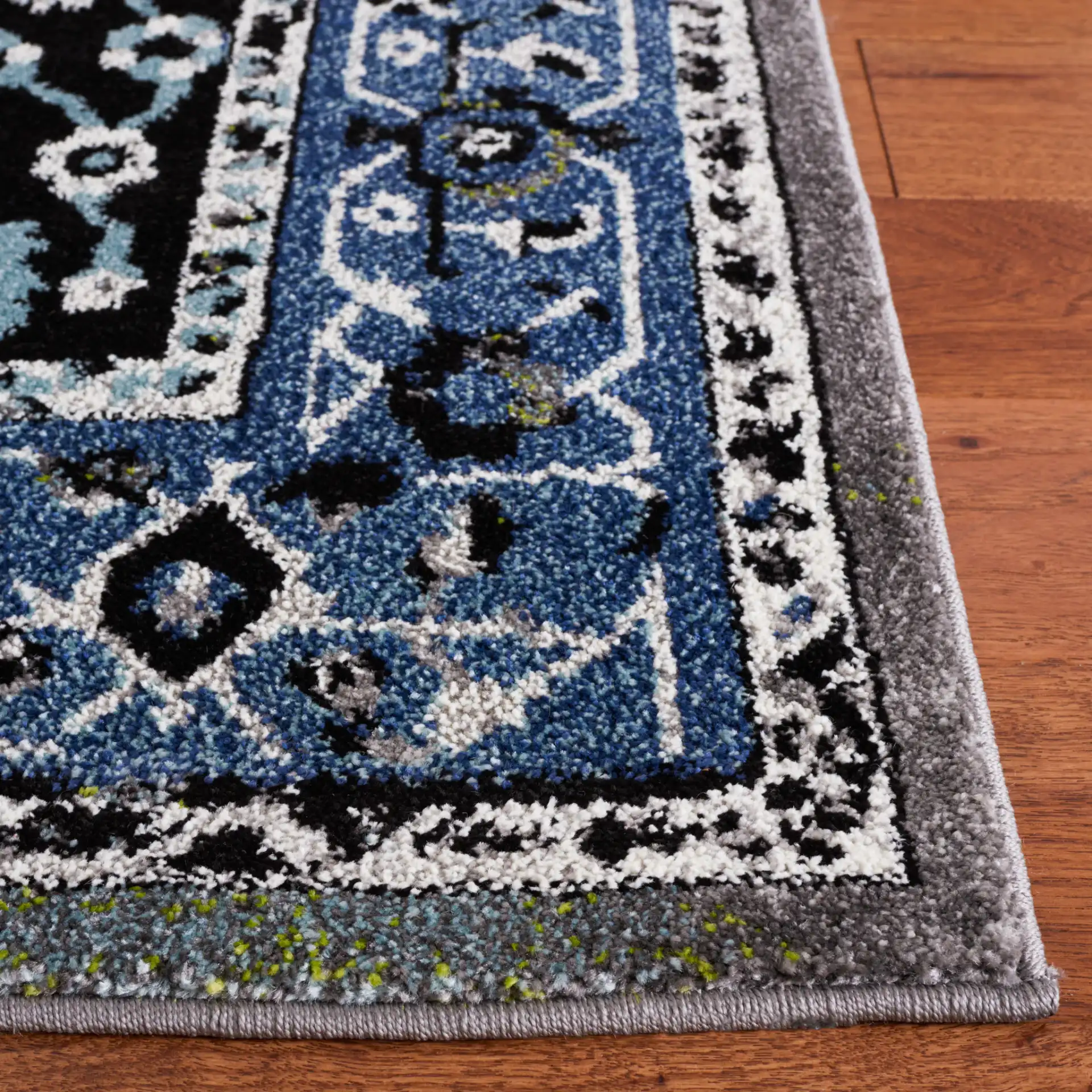 Vintage Hamadan Octagon Medallion Rug in Blue / Gray in a styled room