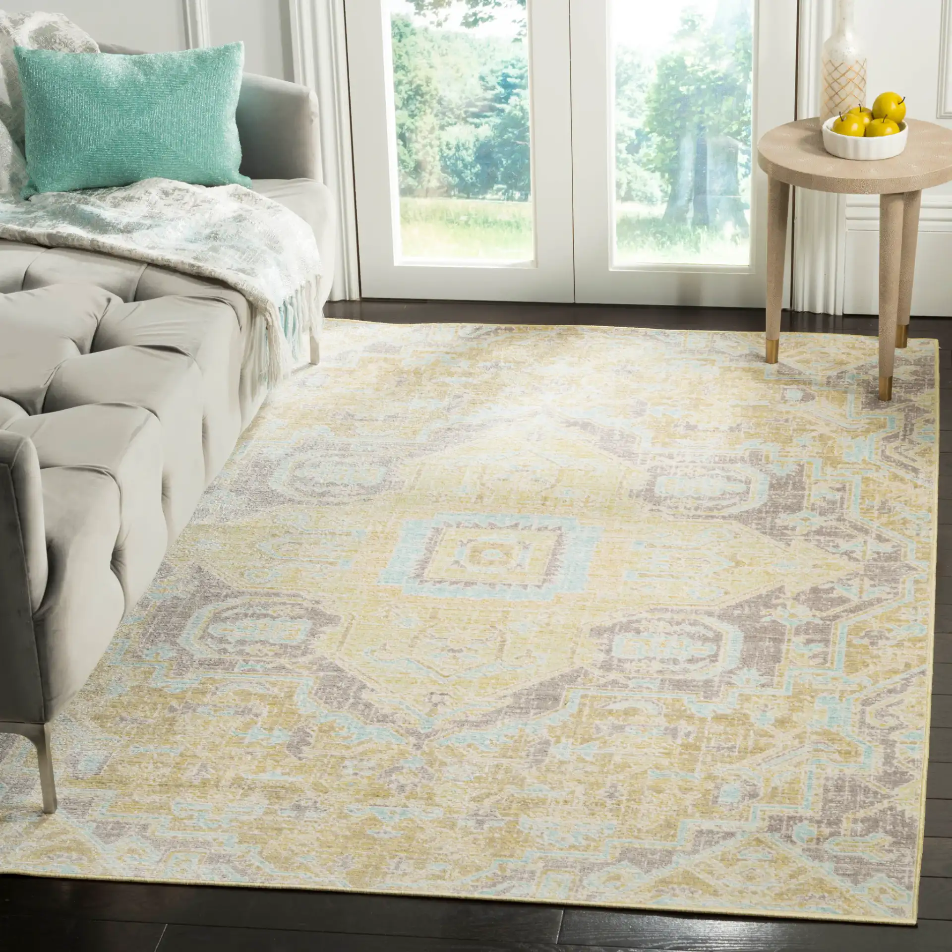 Windsor Medallion Rug in Light Gray / Lime in a styled room