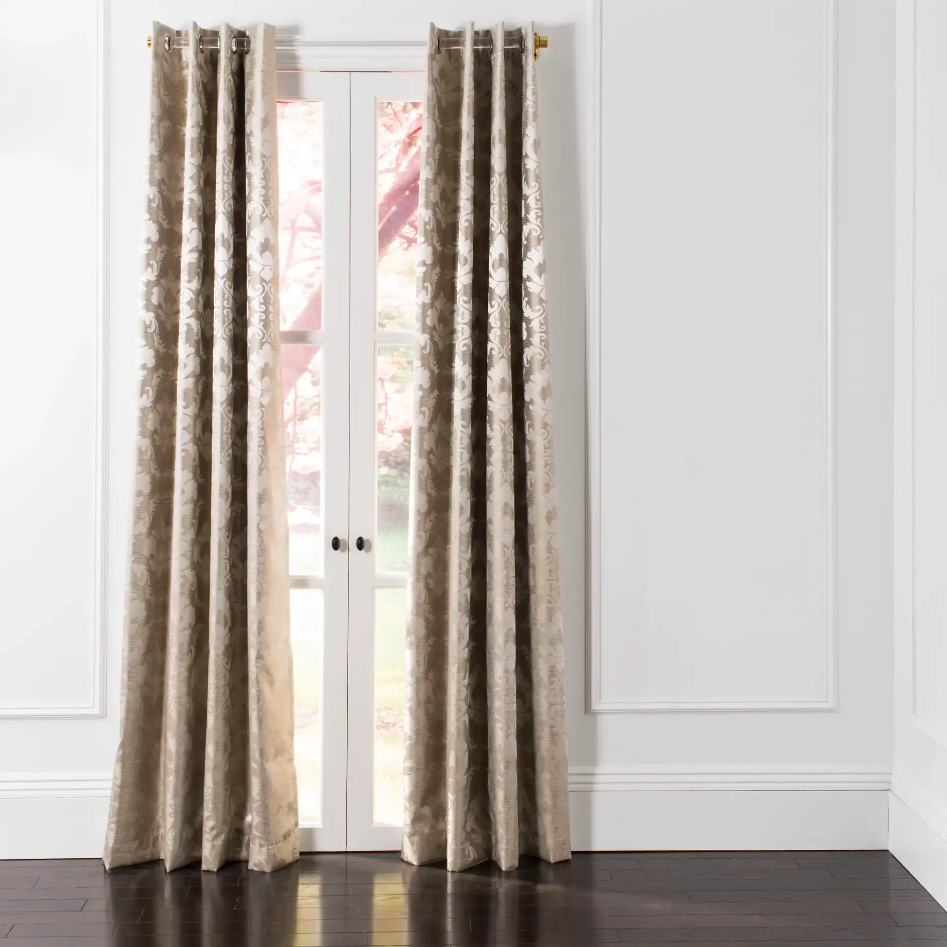 Perama Window Panel in Beige, detail view