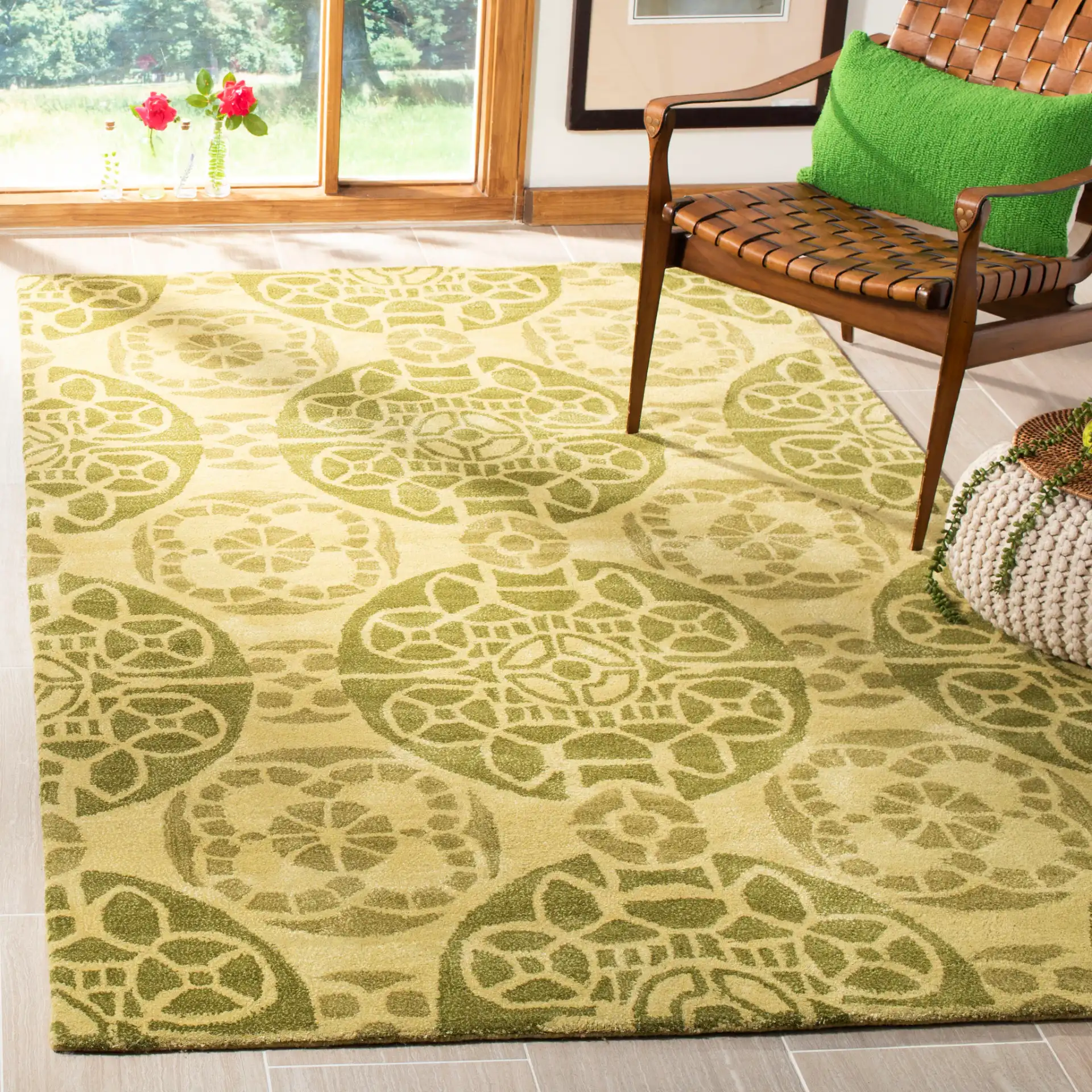Wyndham Circular Medallion Hand-Tufted Rug in Honey / Green in a styled room