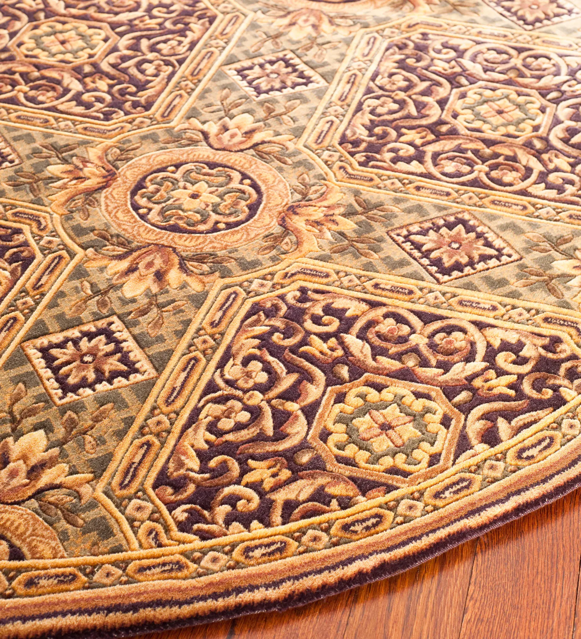 Florence Diamond Grid Hand-Knotted Wool Rug