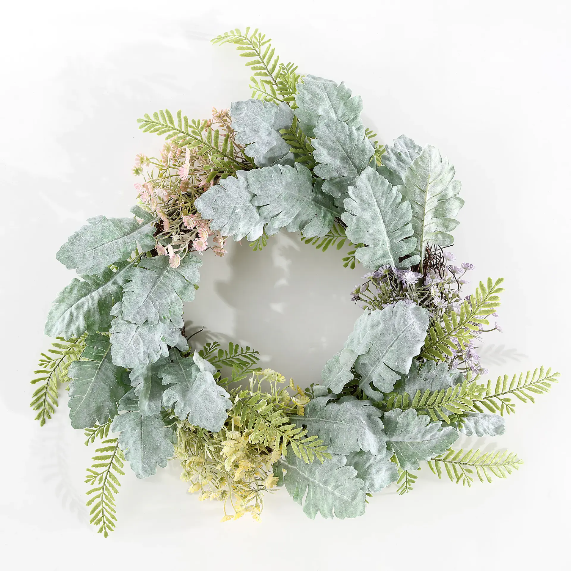 Faux 21" Chrysanthemum & Dusty Miller Wreath