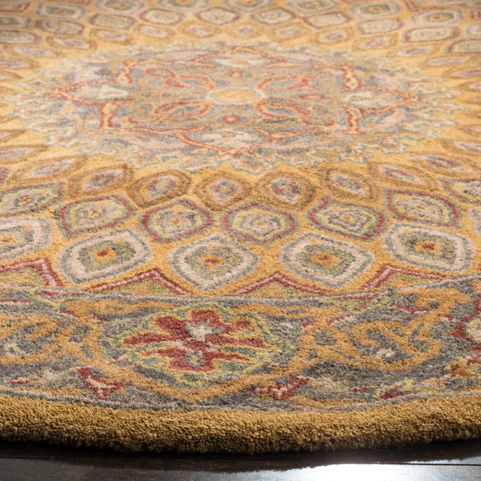 Heritage Radiating Medallion Hand-Tufted Wool Rug