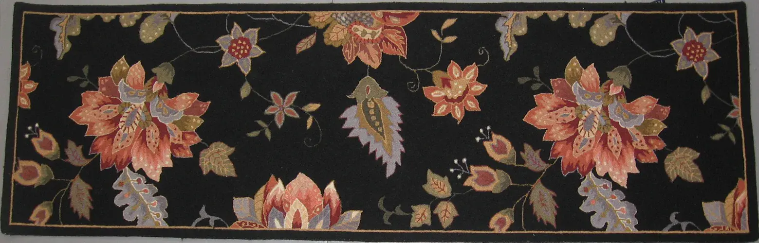 Chelsea Floral And Leaf Hand-Hooked Wool Rug