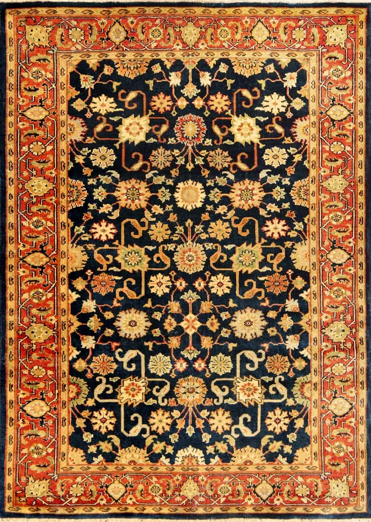 Heriz Floral Border Hand-Knotted Wool Rug