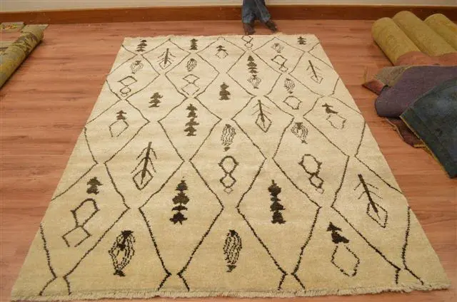 Moroccan Tribal Diamond Trellis Hand-Knotted Rug