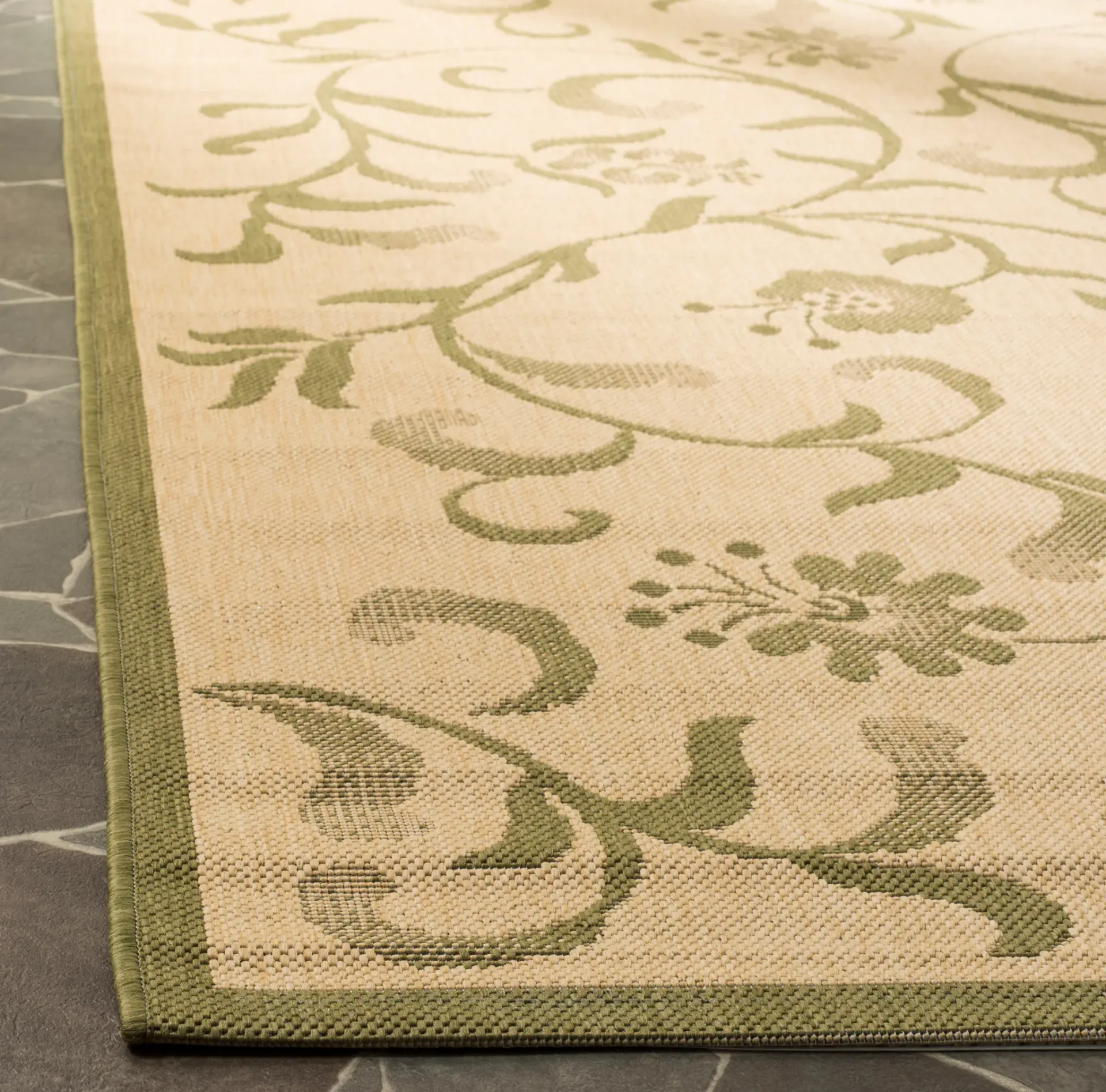 Martha Stewart Swirling Garden Outdoor Rug