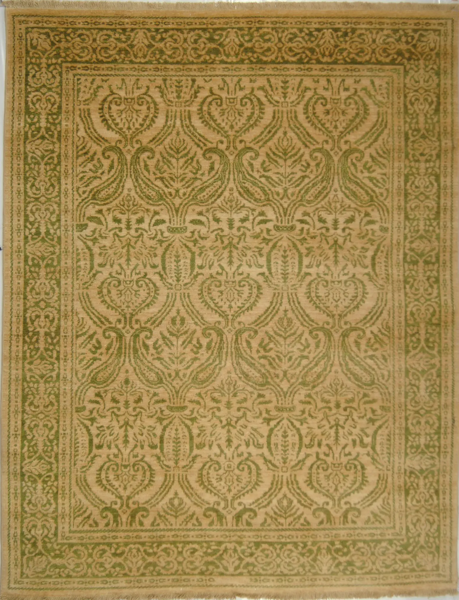 Polonaise Traditional Paisley Hand-Knotted Rug