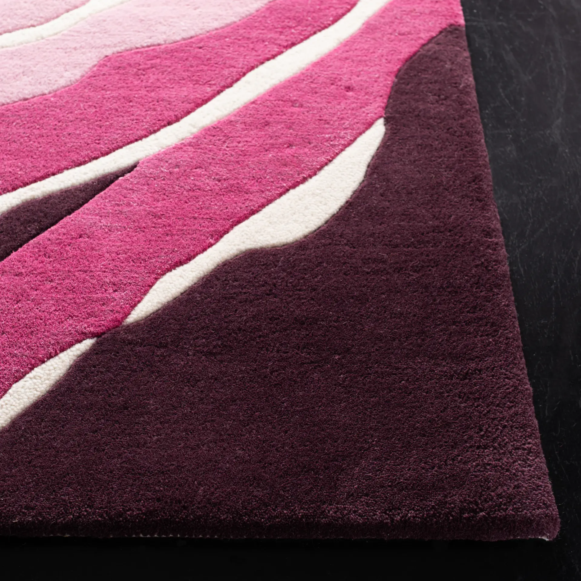 Soho Abstract Wave Hand-Tufted Wool Rug