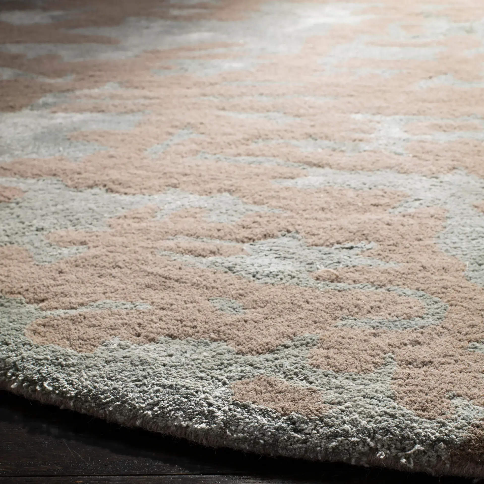 Soho Mottled Abstract Hand-Tufted Rug