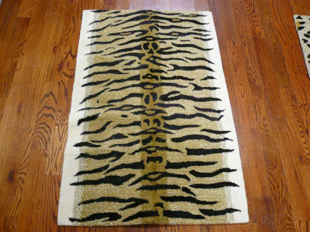 Soho Tiger Stripe Hand-Tufted Rug
