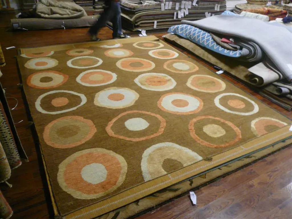 Santa Fe Concentric Ring Hand-Knotted Wool Rug
