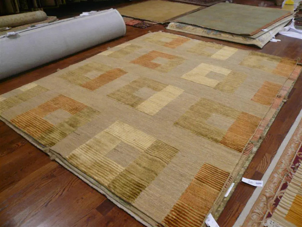 Santa Fe Block Grid Hand-Knotted Wool Rug