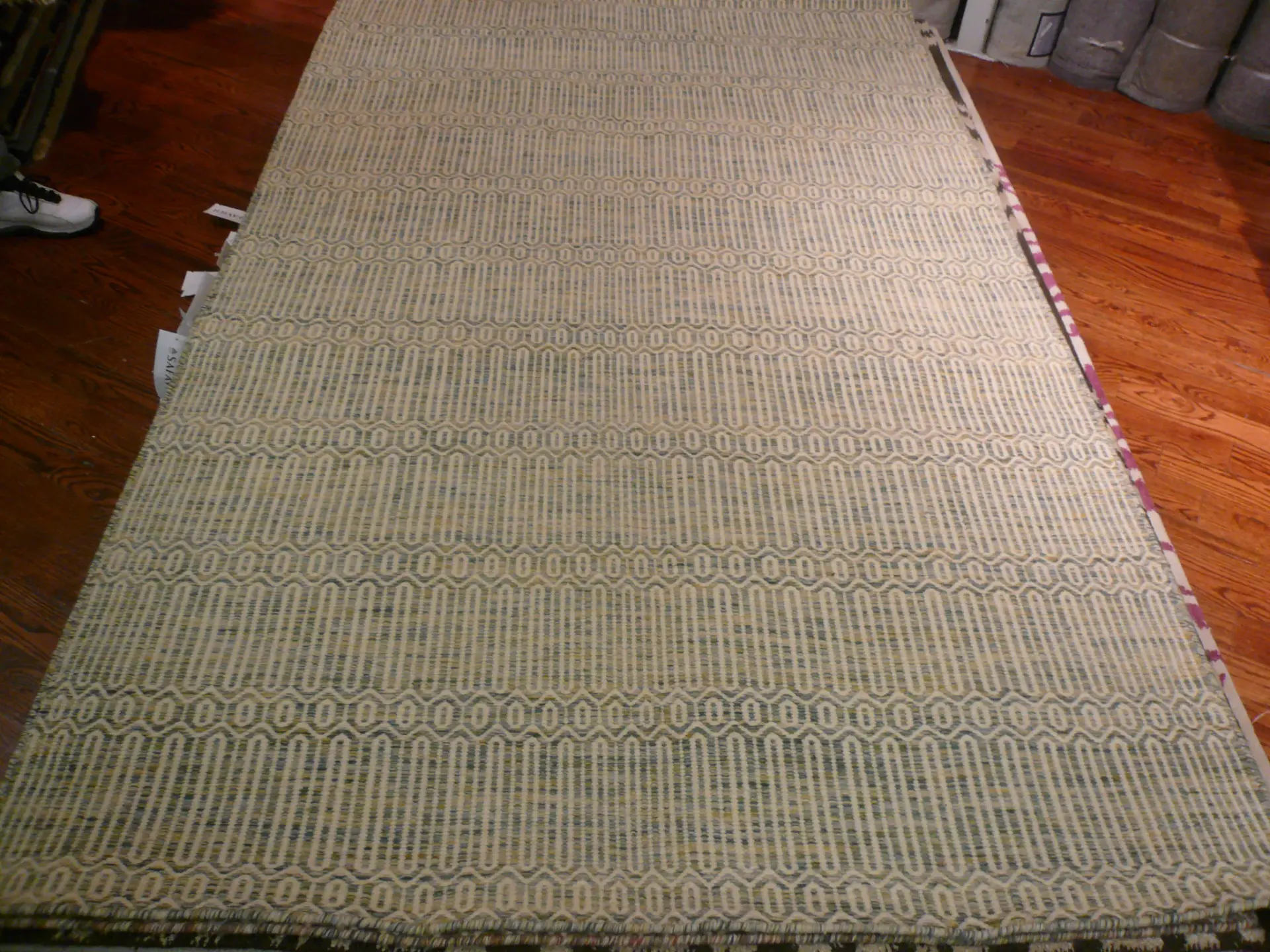 Sumak Geometric Stripe Hand-Woven Wool Rug