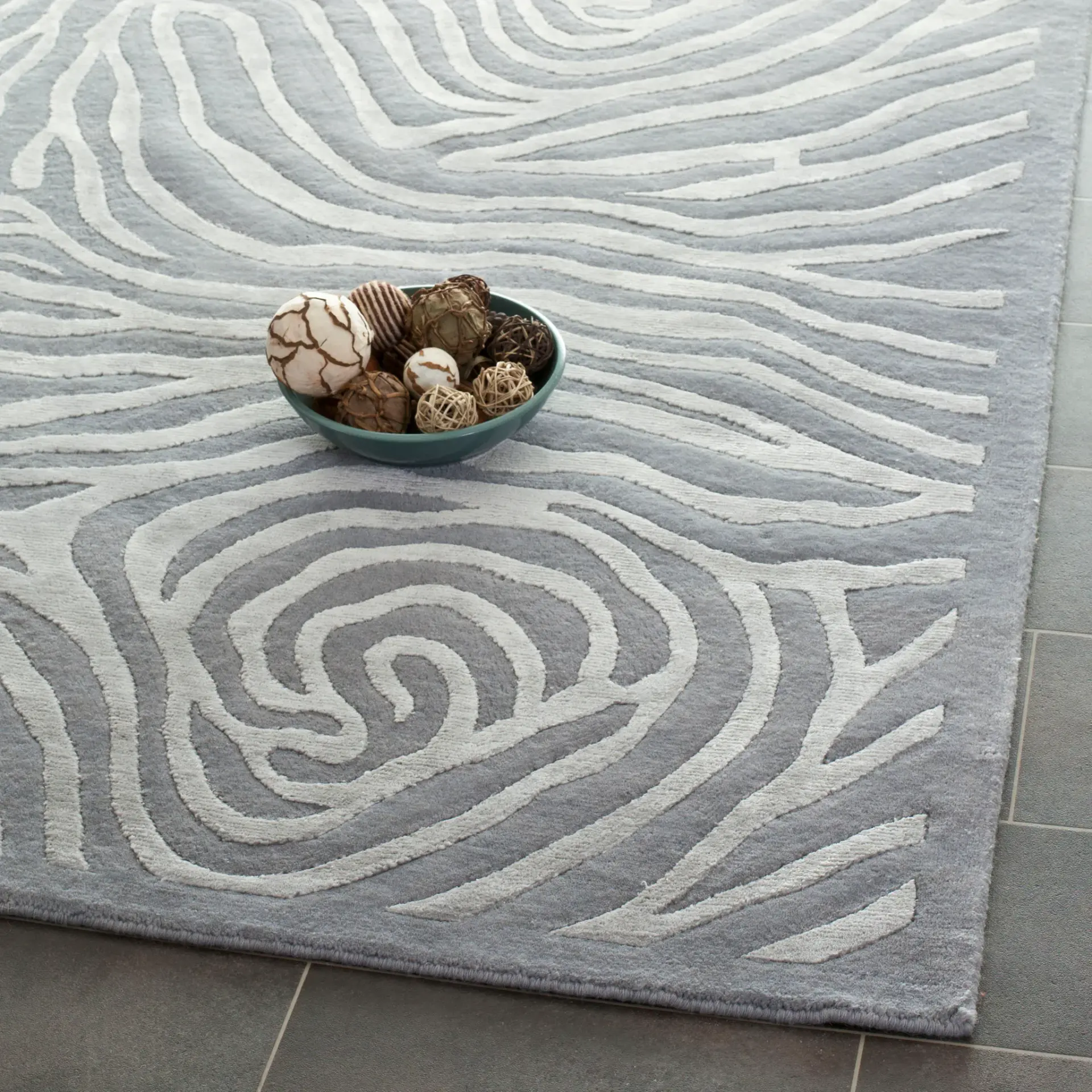 Tibetan Swirling Wave Hand-Knotted Rug