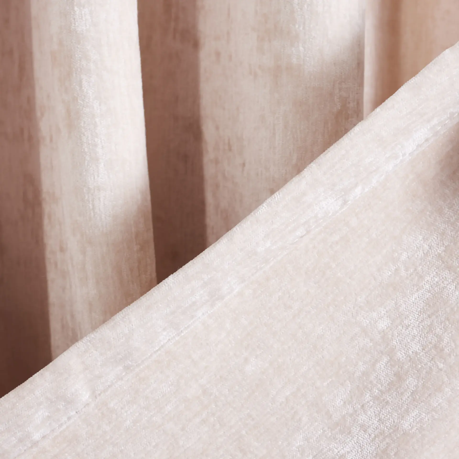 Voleria Window Treatment