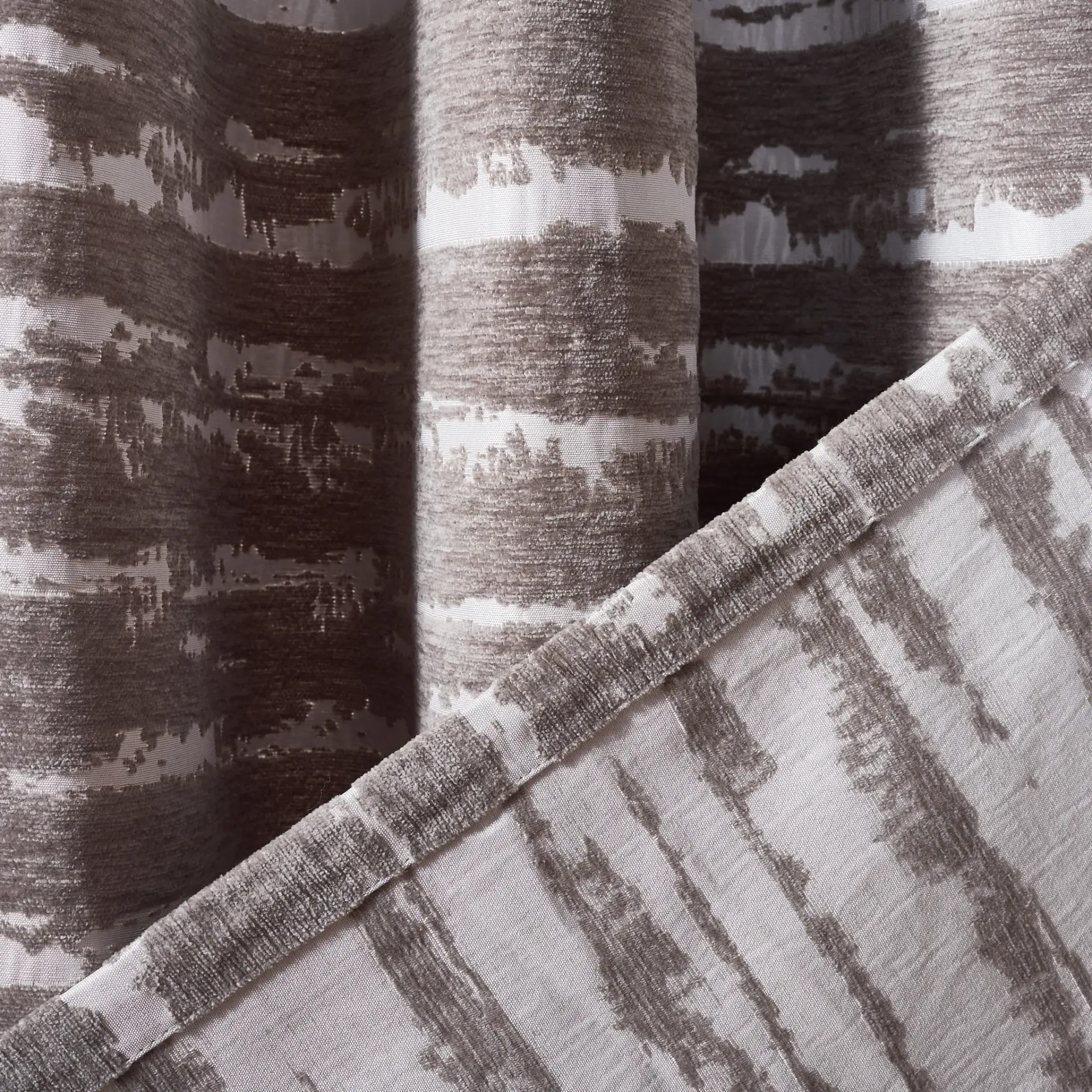 Brynleigh Window Treatment