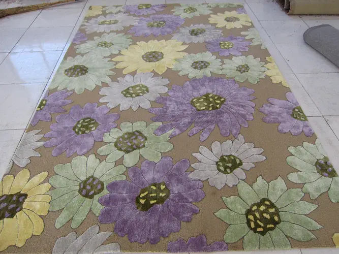 Wilton Floral Hand-Tufted Rug