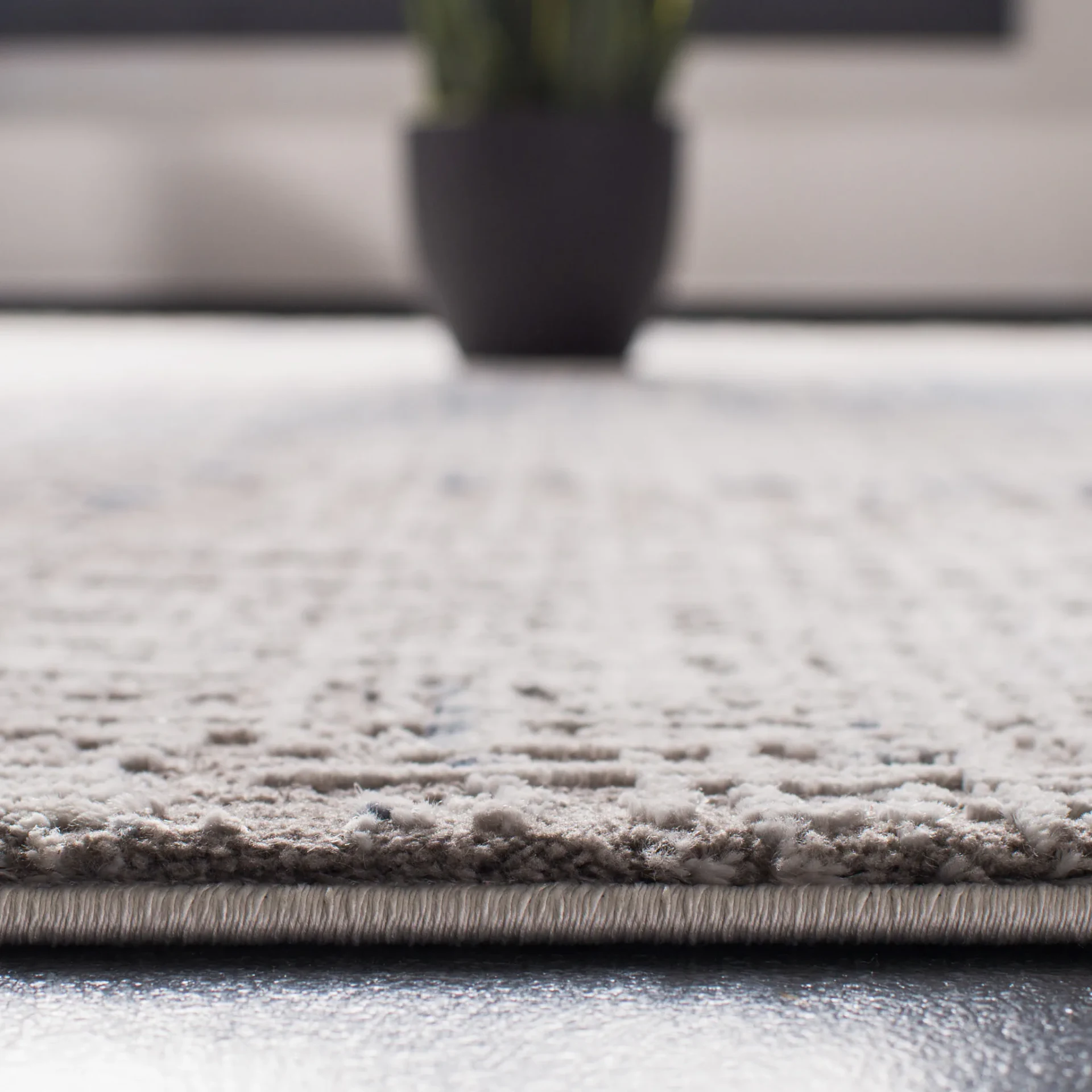 Craft Crosshatch Grid Rug in Gray / Blue