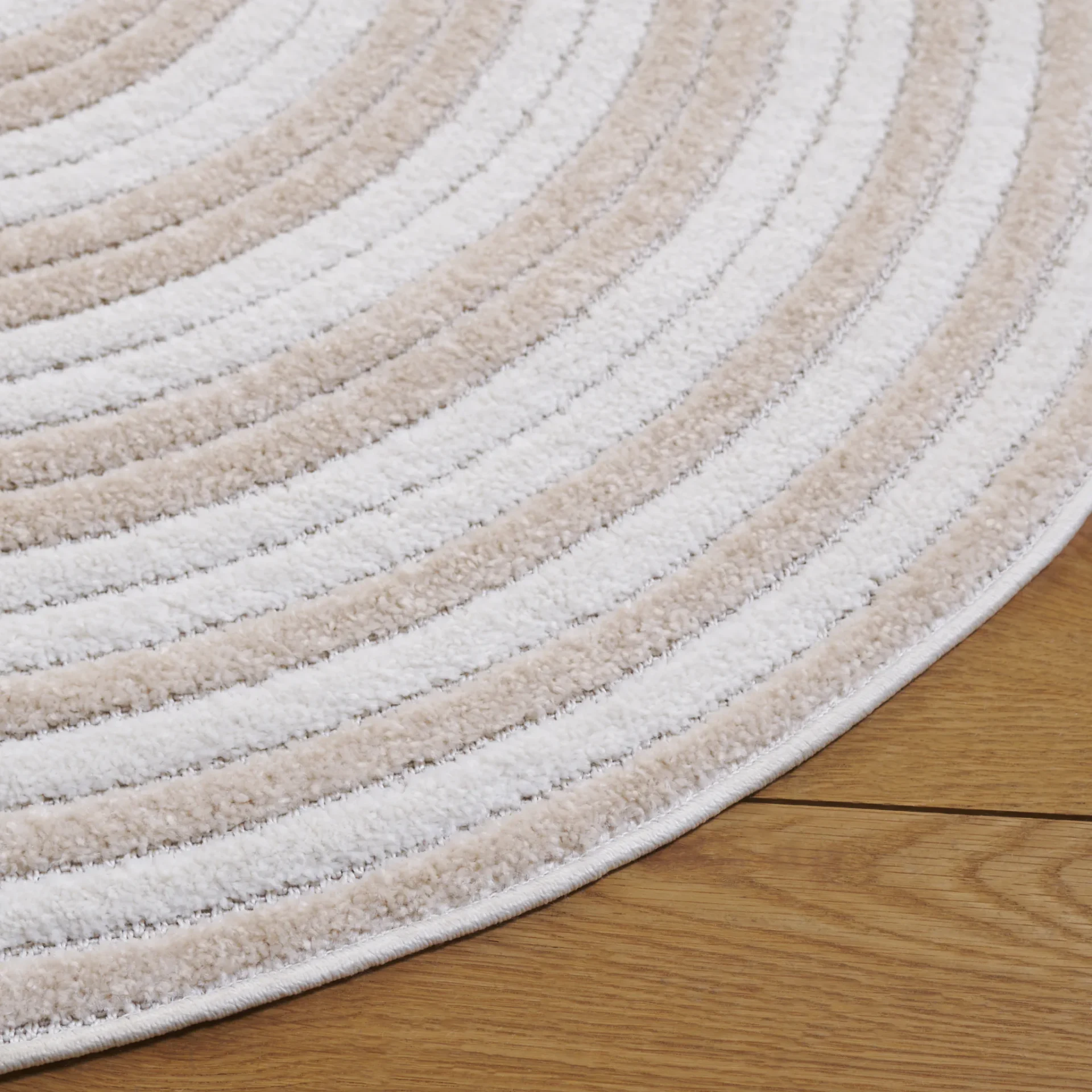Contour Concentric Rings Rug in Ivory / Beige