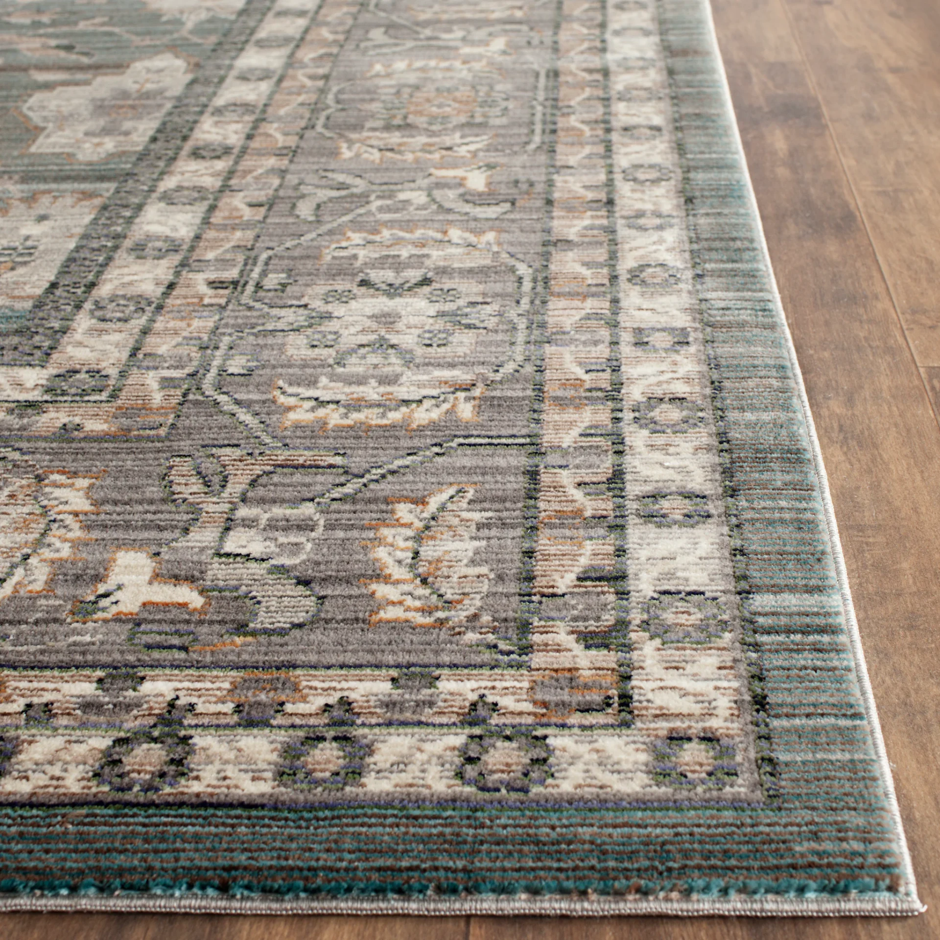Valencia Palmette Bordered Rug in Mauve